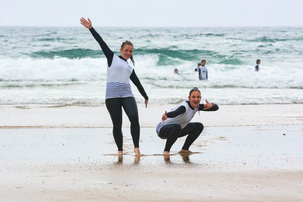 ESCF Jeunes filles en surf
